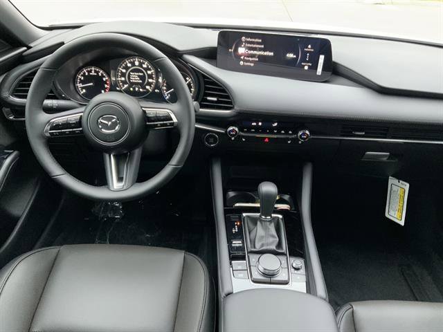 New 2026 MAZDA MAZDA3 Hatchback w/Premium Plus Pkg image 8