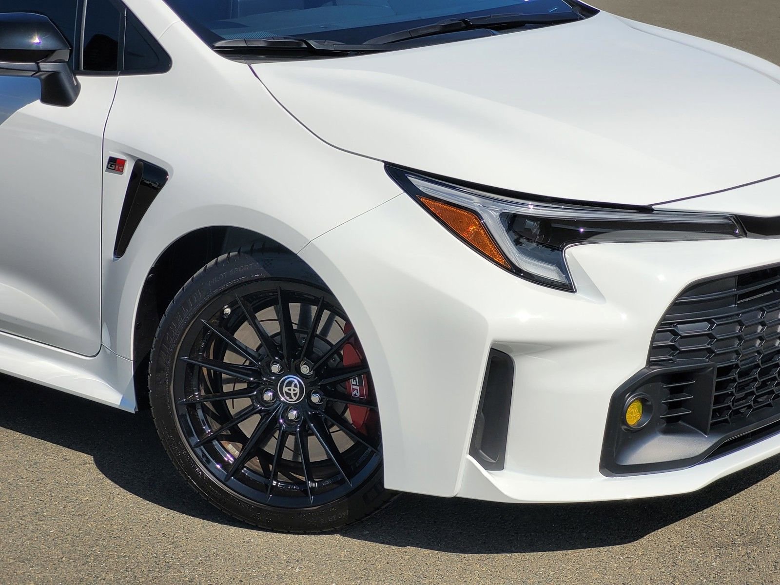 Used 2023 Toyota Corolla Core w/ Performance Package image 3