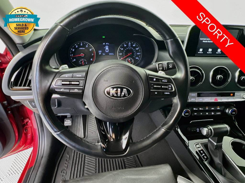 Used 2019 Kia Stinger RWD image 9