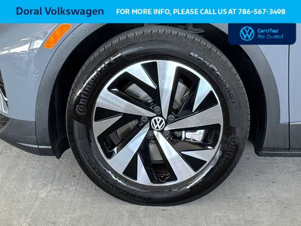 Used 2024 Volkswagen ID.4 2WD image 11