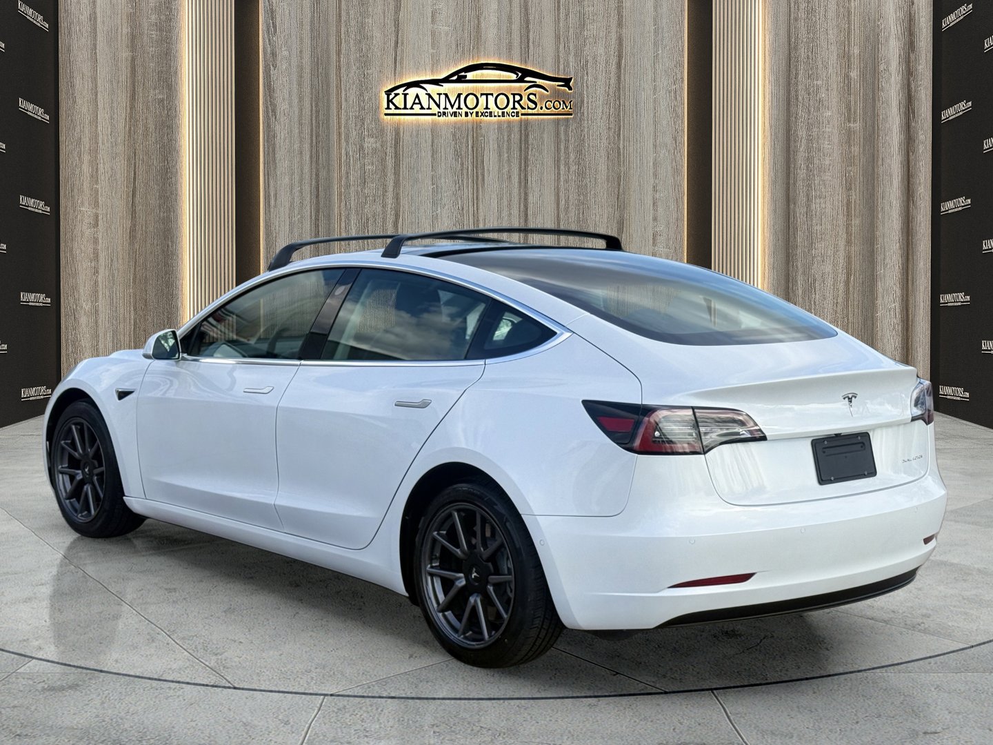 Used 2020 Tesla Model 3 Long Range image 9