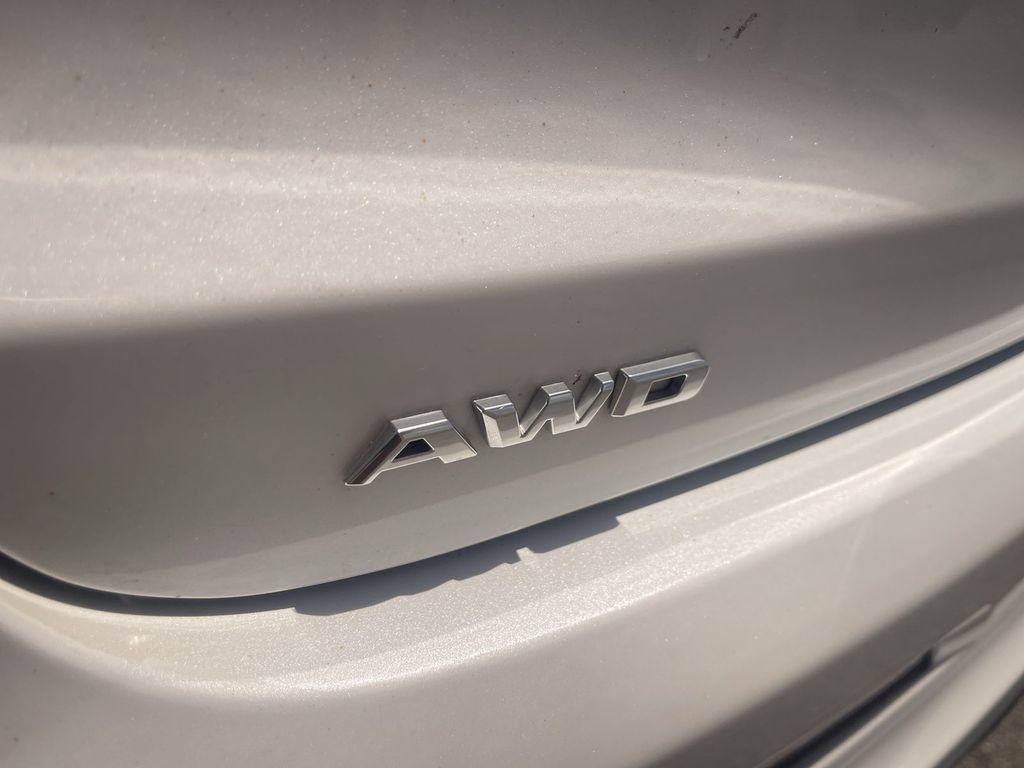 Certified 2023 Cadillac XT6 Premium Luxury w/ LPO, Floor Liner Package AWD/4WD image 13