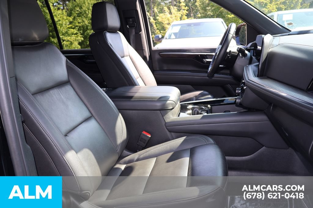 Used 2025 Chevrolet Tahoe LT RWD image 30