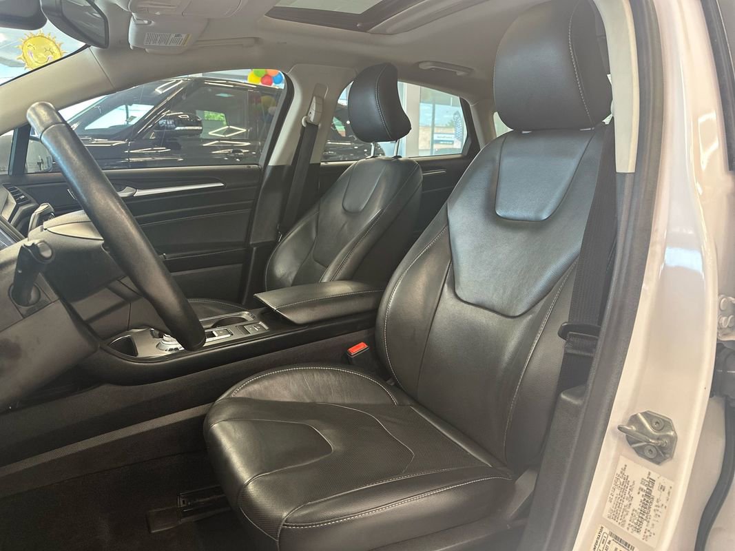 Used 2019 Ford Fusion Energi Titanium image 21