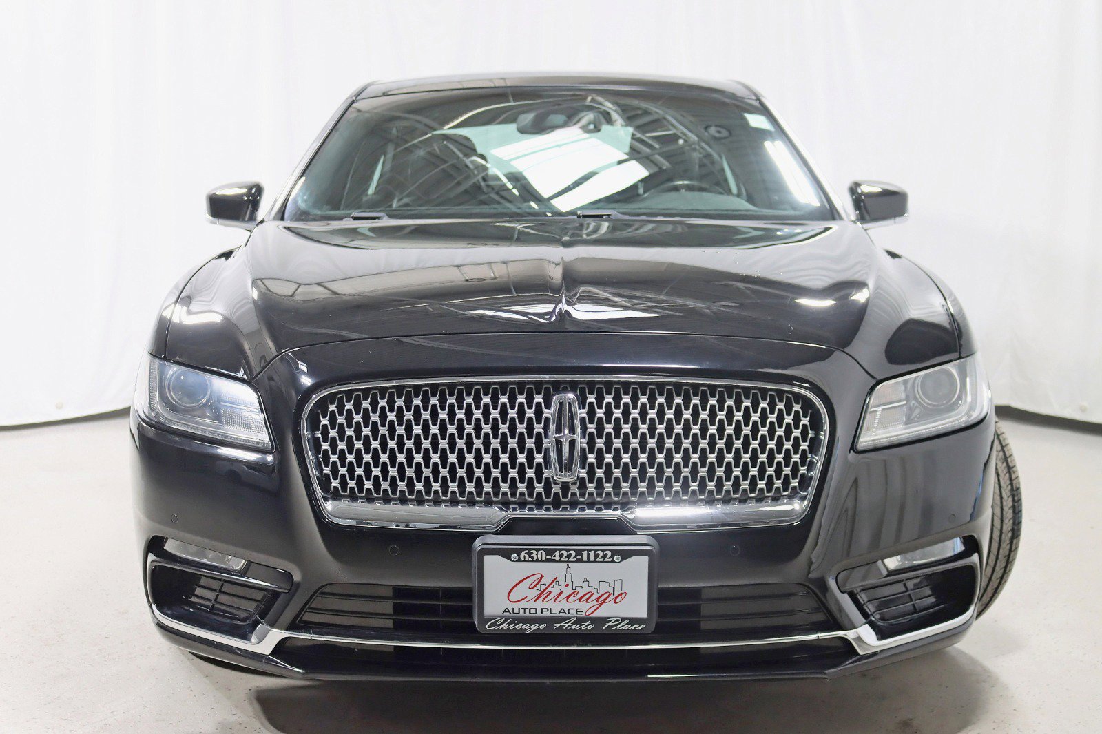 Used 2017 Lincoln Continental Select w/ Climate Package AWD/4WD image 8