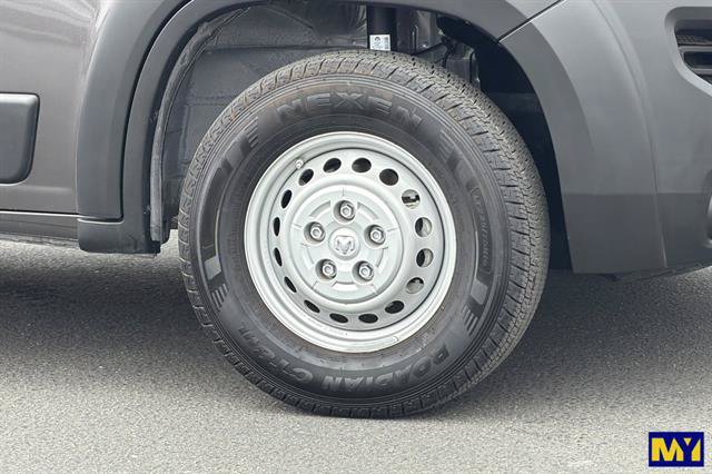 Used 2024 RAM ProMaster 2500 w/ Safety Group FWD image 33