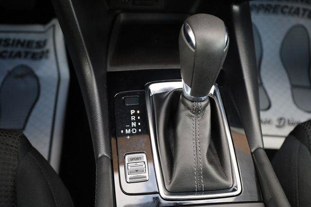 Used 2017 MAZDA MAZDA3 Sport w/ Preferred Equipment Package FWD image 39