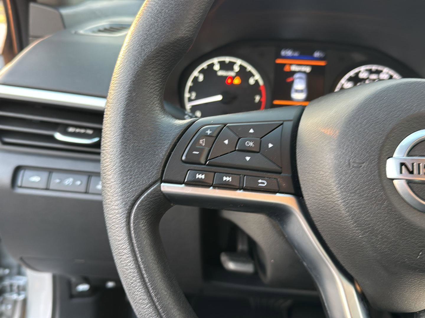 Used 2022 Nissan Altima 2.5 S image 18