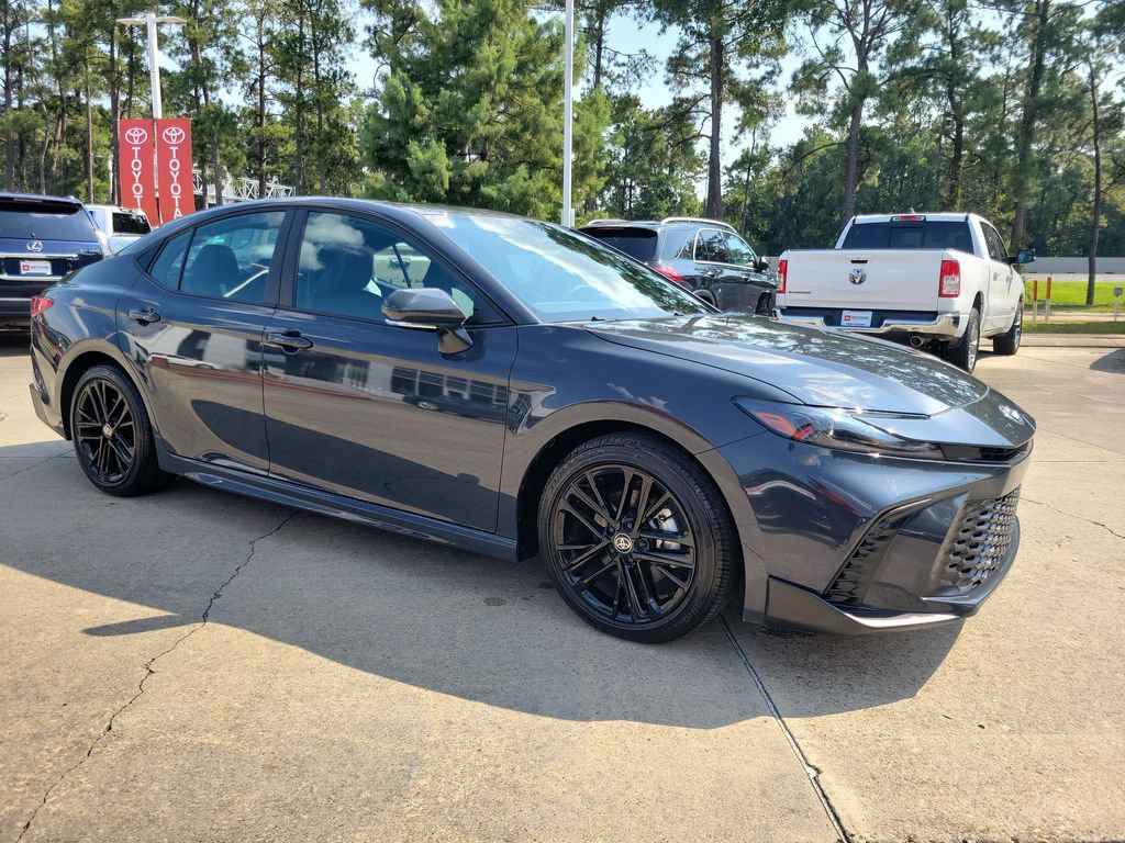 Used 2026 Toyota Camry SE w/ Multimedia Upgrade Package FWD image 9