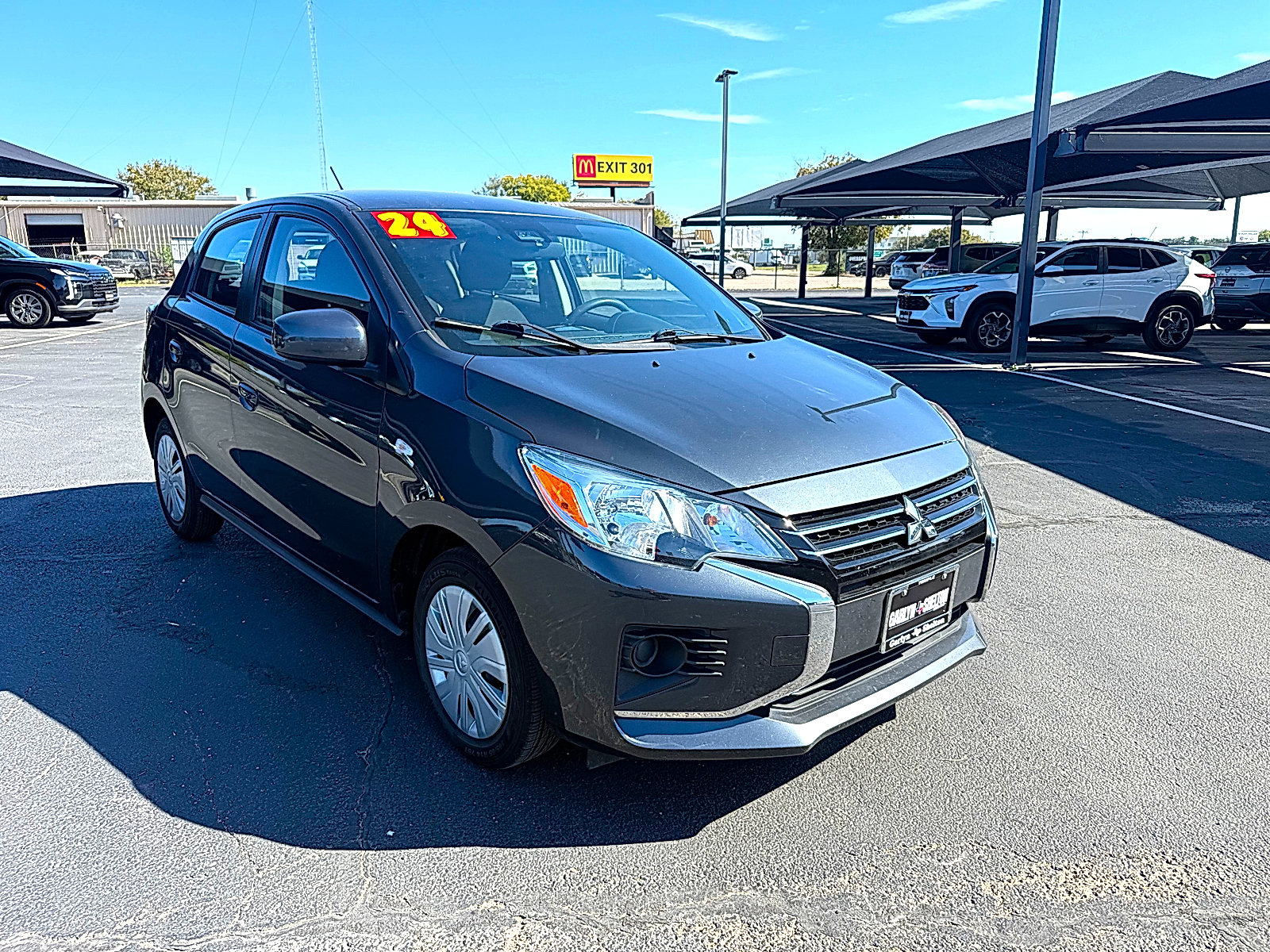 Used 2024 Mitsubishi Mirage ES FWD image 2
