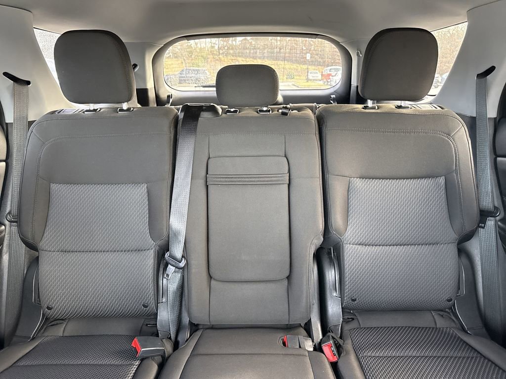 Used 2022 Ford Explorer XLT image 33