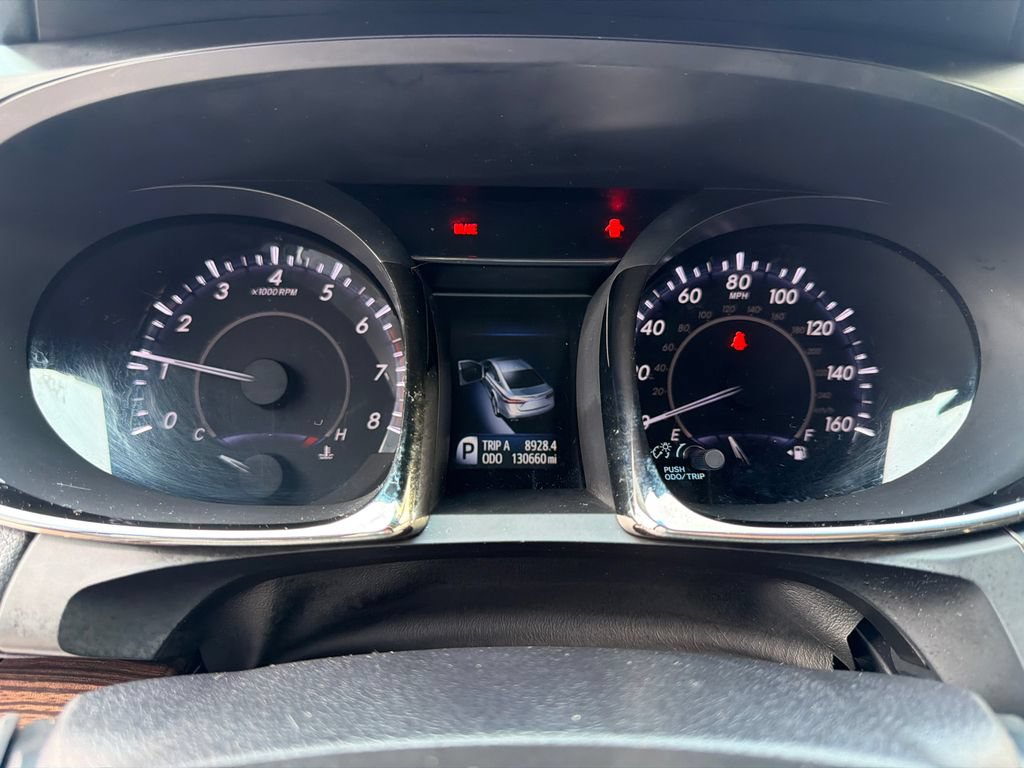 Used 2013 Toyota Avalon XLE FWD image 18
