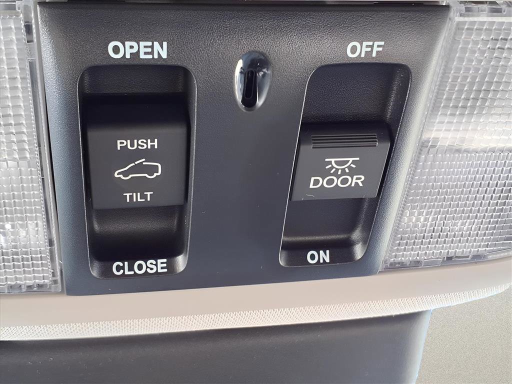 New 2026 Honda Odyssey Touring image 22