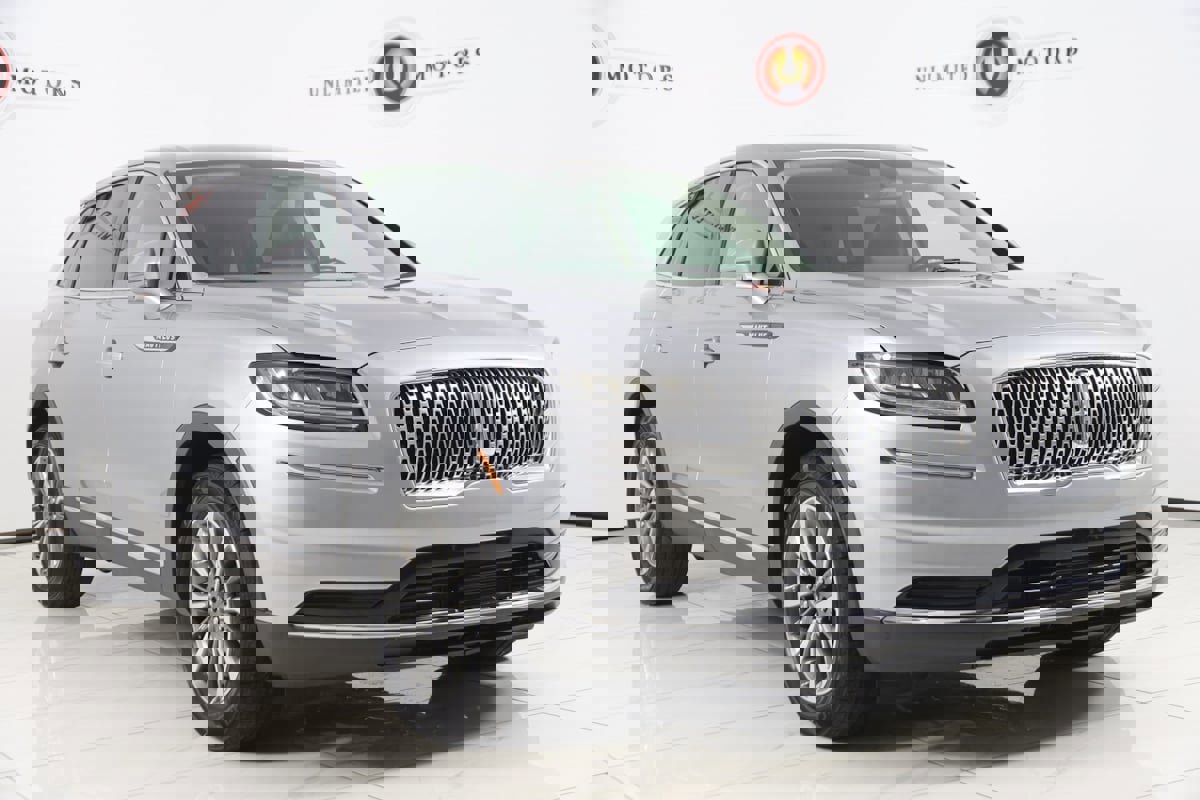 Used 2021 Lincoln Nautilus FWD w/ Equipment Group 101A image 18