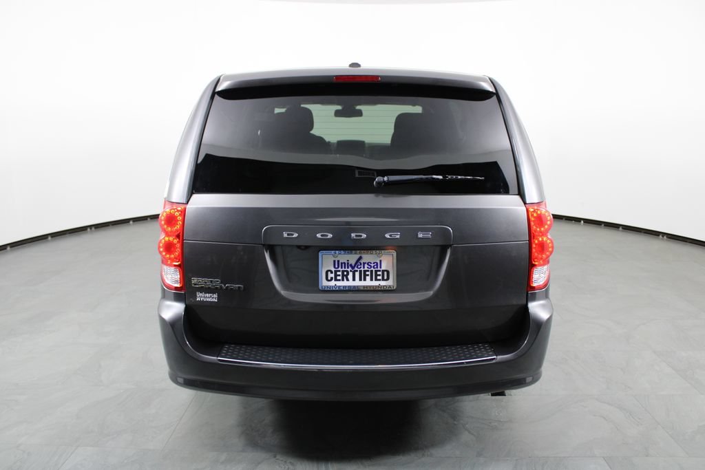 Used 2020 Dodge Grand Caravan SE FWD image 10