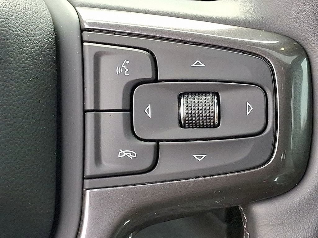 Used 2025 Chevrolet Silverado 2500 High Country w/ High Country Premium Package AWD/4WD image 18