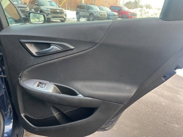 Used 2022 Chevrolet Malibu LT image 11