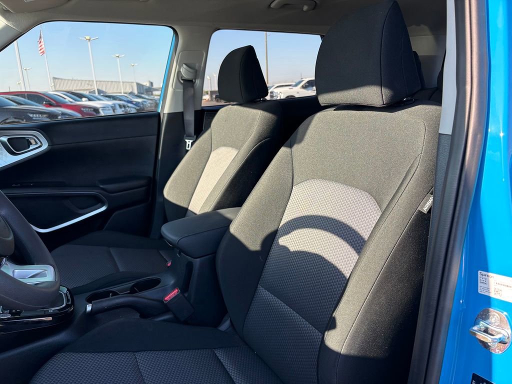 Certified 2024 Kia Soul S image 11
