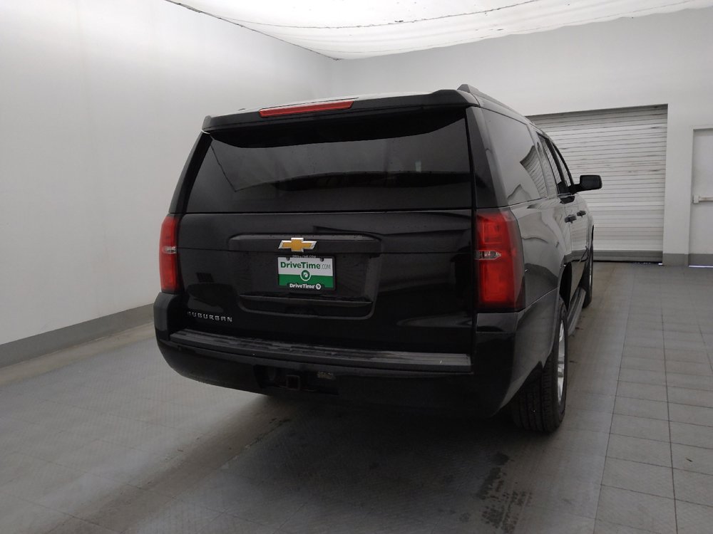 Used 2015 Chevrolet Suburban LS RWD image 7