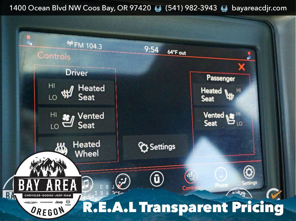 Used 2022 Dodge Charger SXT w/ Leather Interior Group image 16