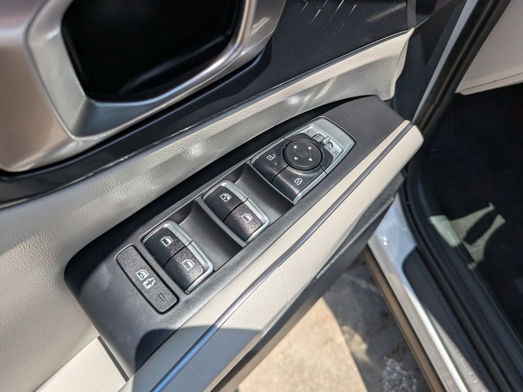 Certified 2024 Kia Sorento EX w/ Panoramic Sunroof Package FWD image 21