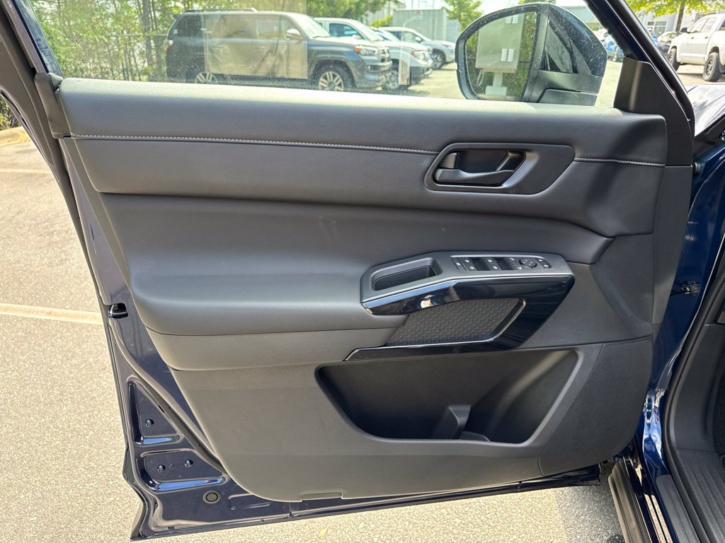 New 2026 Nissan Pathfinder SV FWD image 13