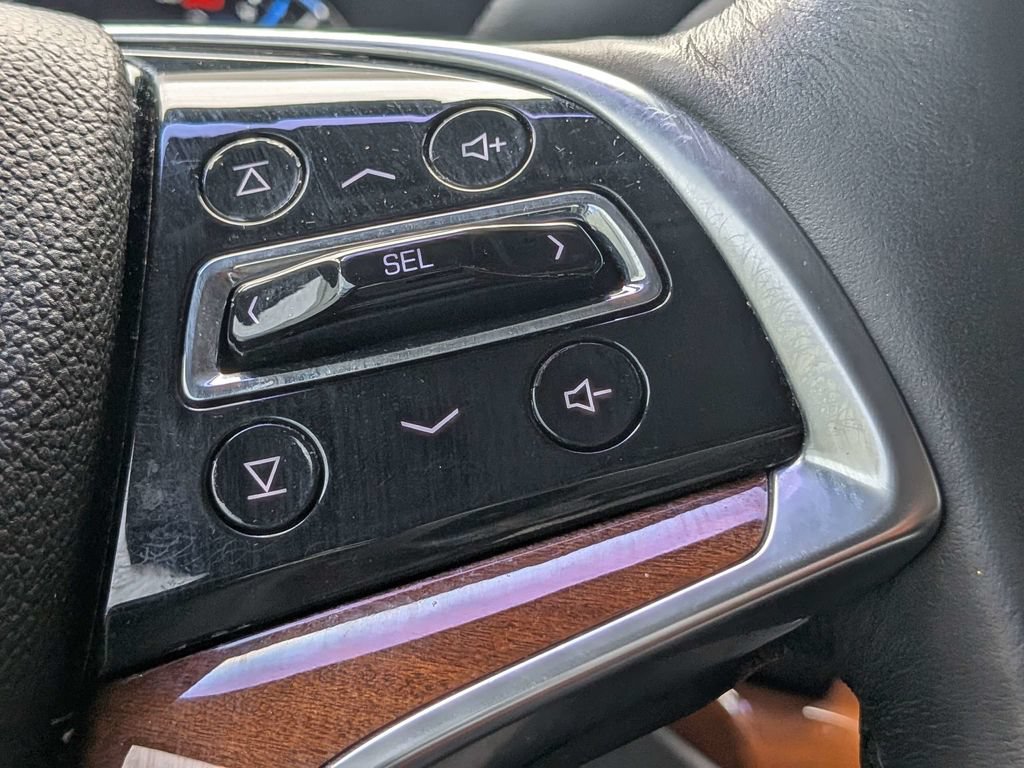 Used 2019 Cadillac Escalade Premium Luxury RWD image 29