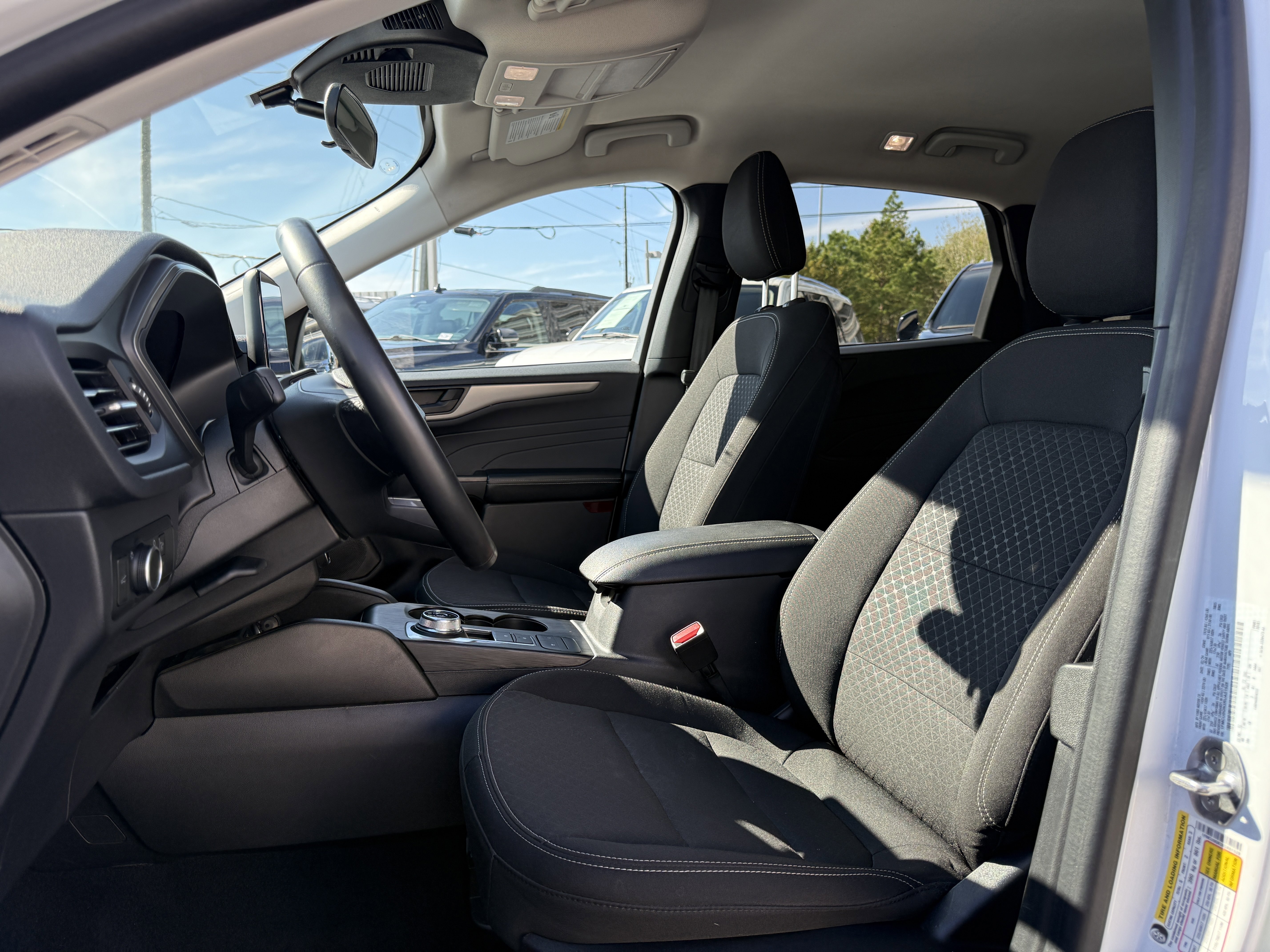 Used 2024 Ford Escape Active image 13