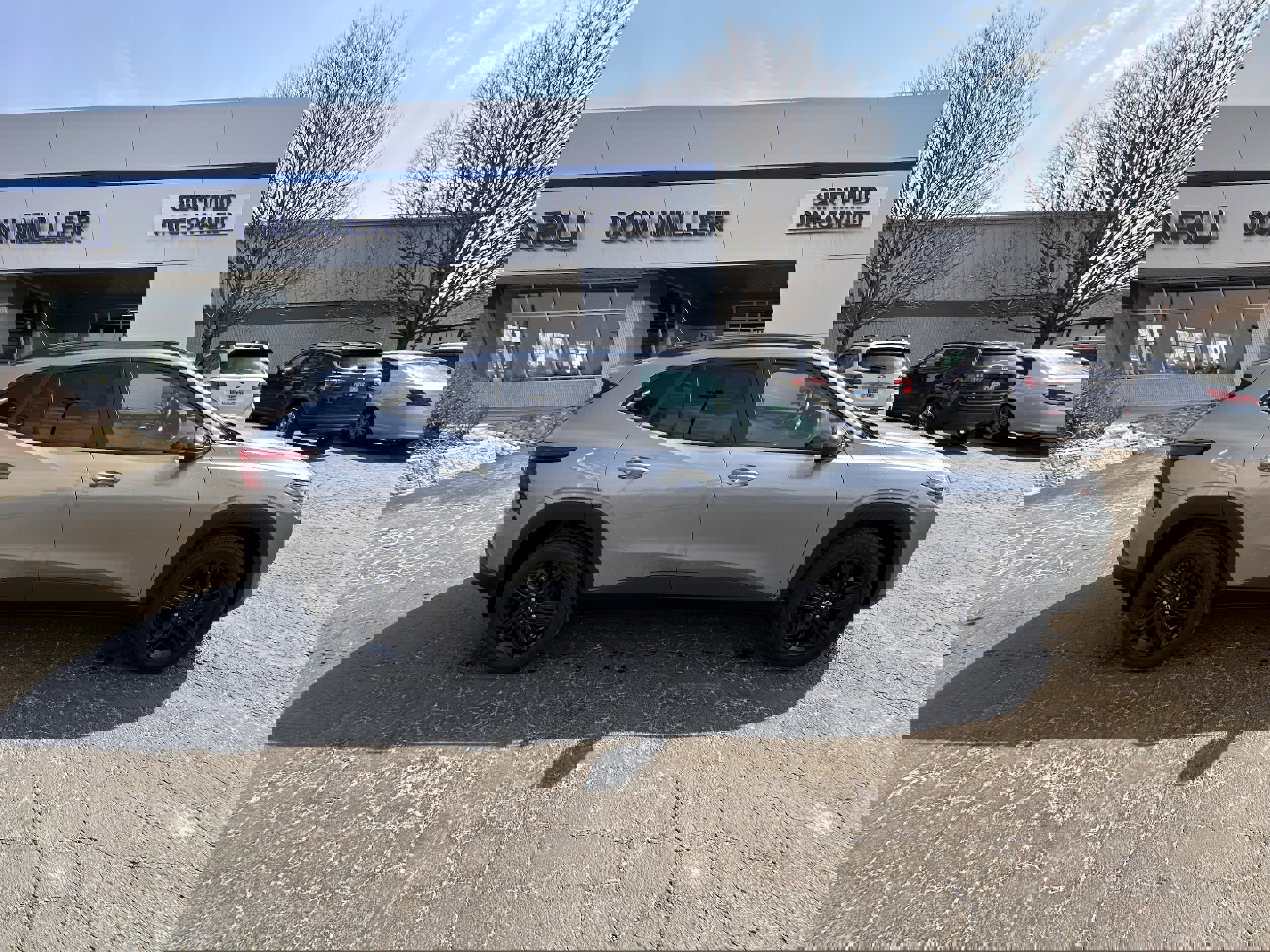 Used 2025 Chevrolet Trax ACTIV w/ Driver Confidence Package image 2