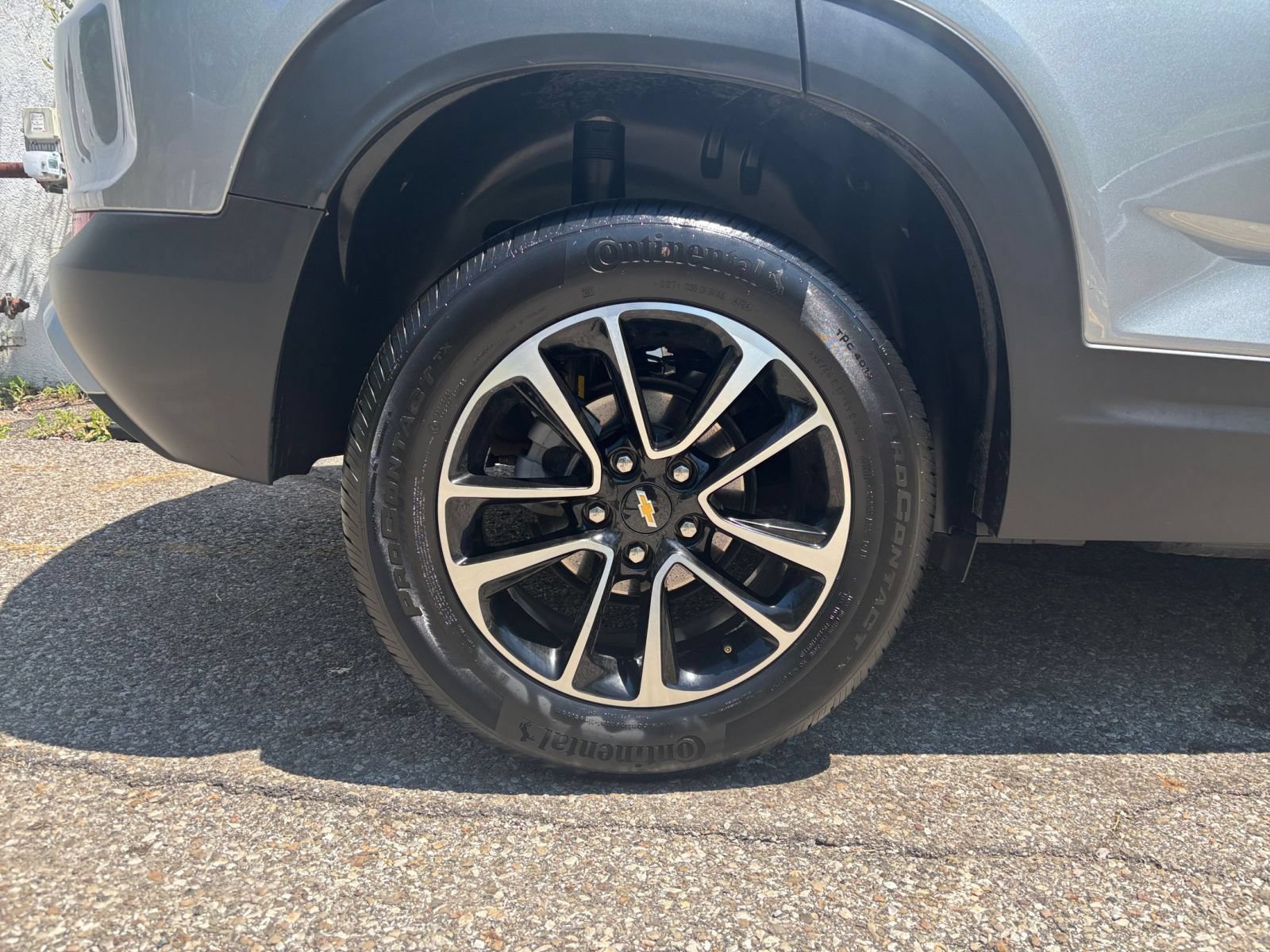 Used 2025 Chevrolet TrailBlazer LT FWD image 28