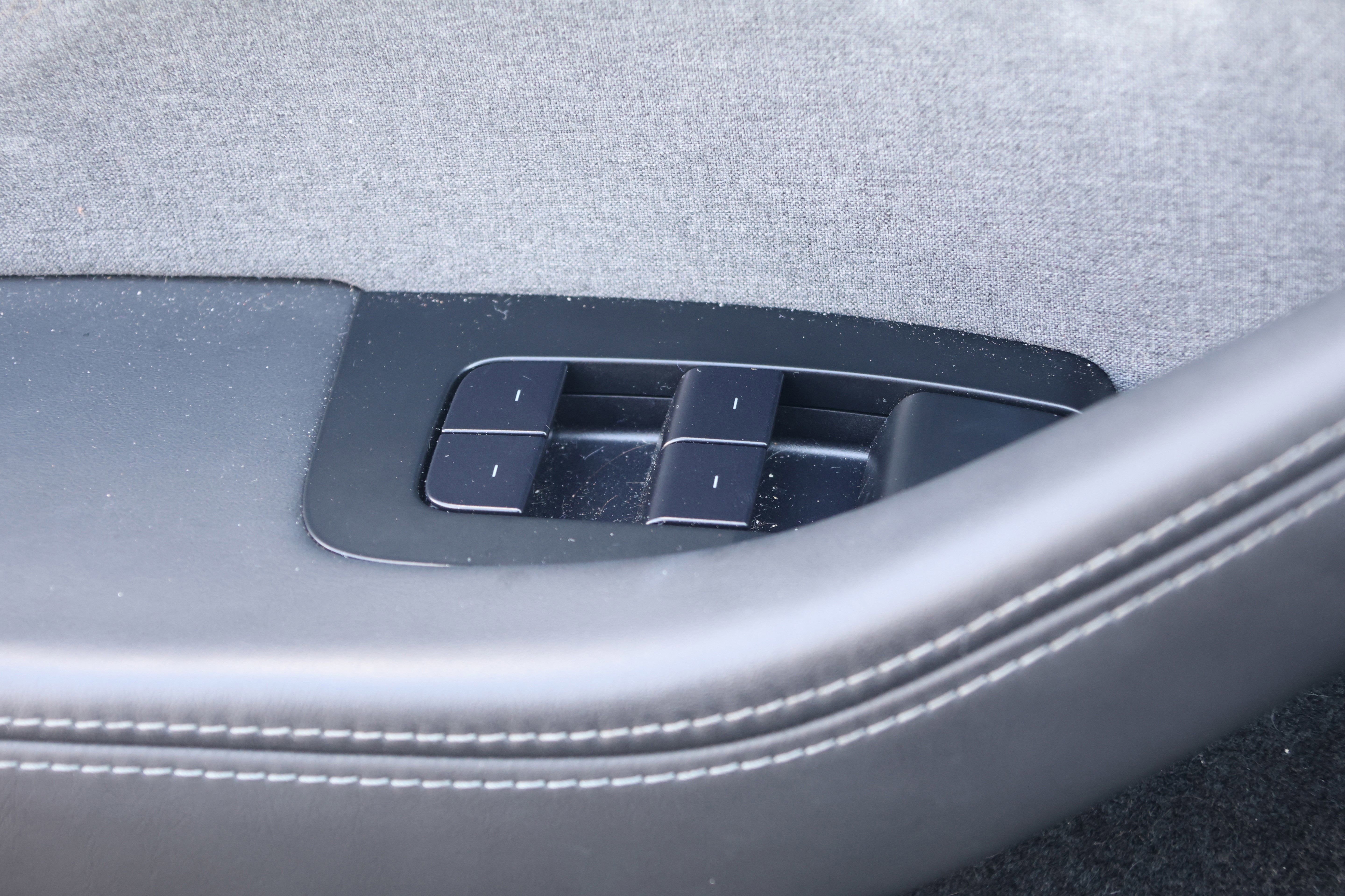 Used 2025 Tesla Model 3 image 15