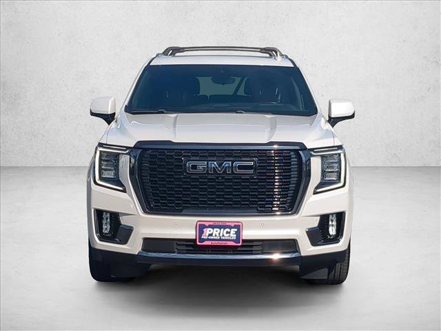 Used 2024 GMC Yukon Denali Ultimate AWD/4WD image 2