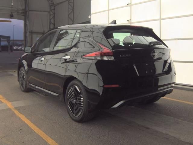 Used 2025 Nissan Leaf SV Plus image 4