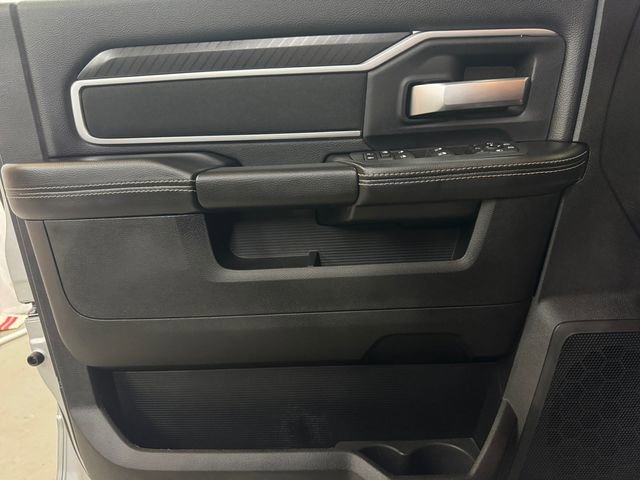 New 2026 RAM 3500 Big Horn AWD/4WD image 25
