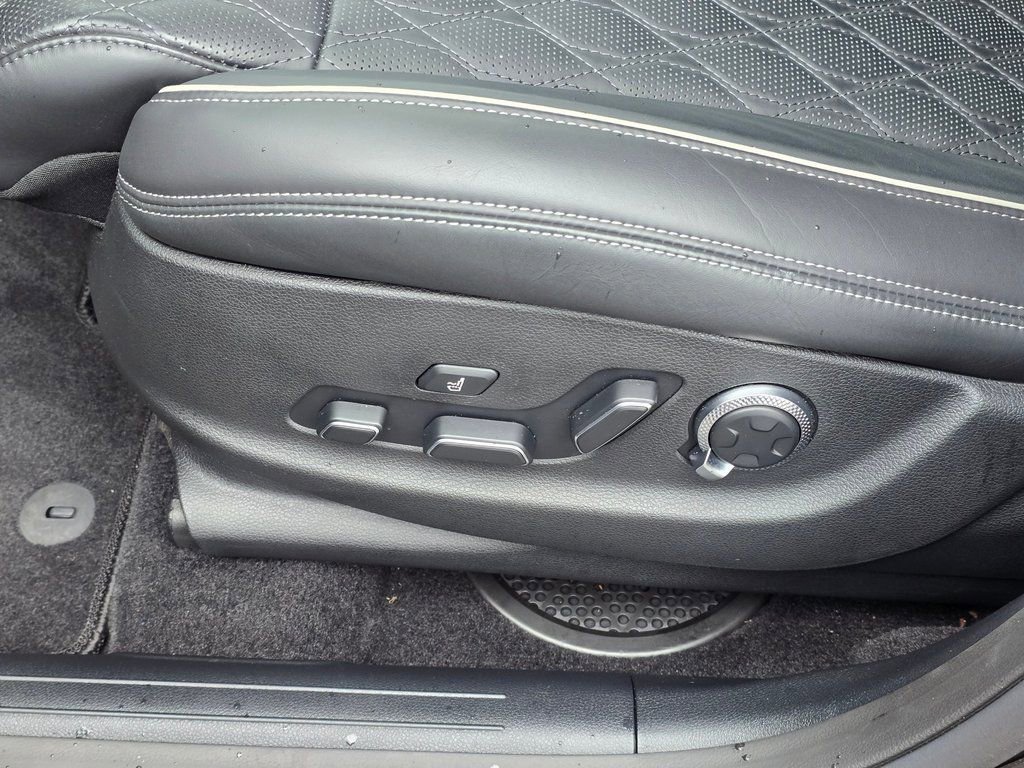 Certified 2025 Genesis GV70 3.5T Sport w/ Sport Prestige Package image 24