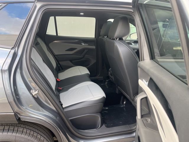 New 2026 Volkswagen Tiguan SE R-Line image 26