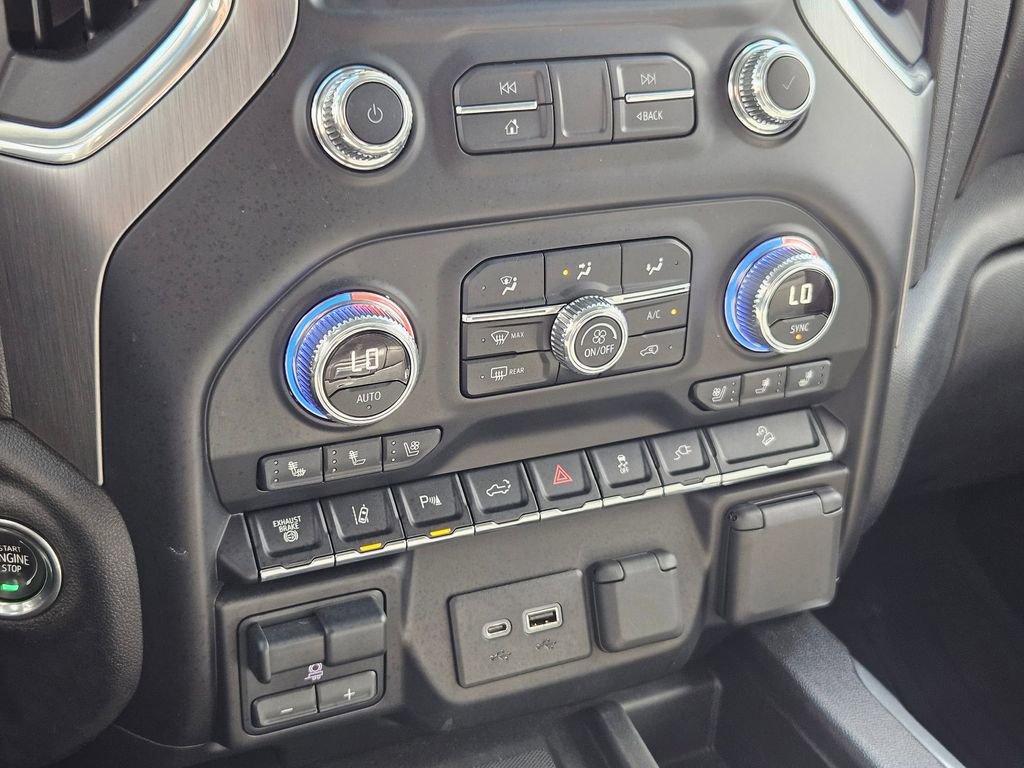 Used 2020 GMC Sierra 2500 Denali w/ Denali Ultimate Package image 26