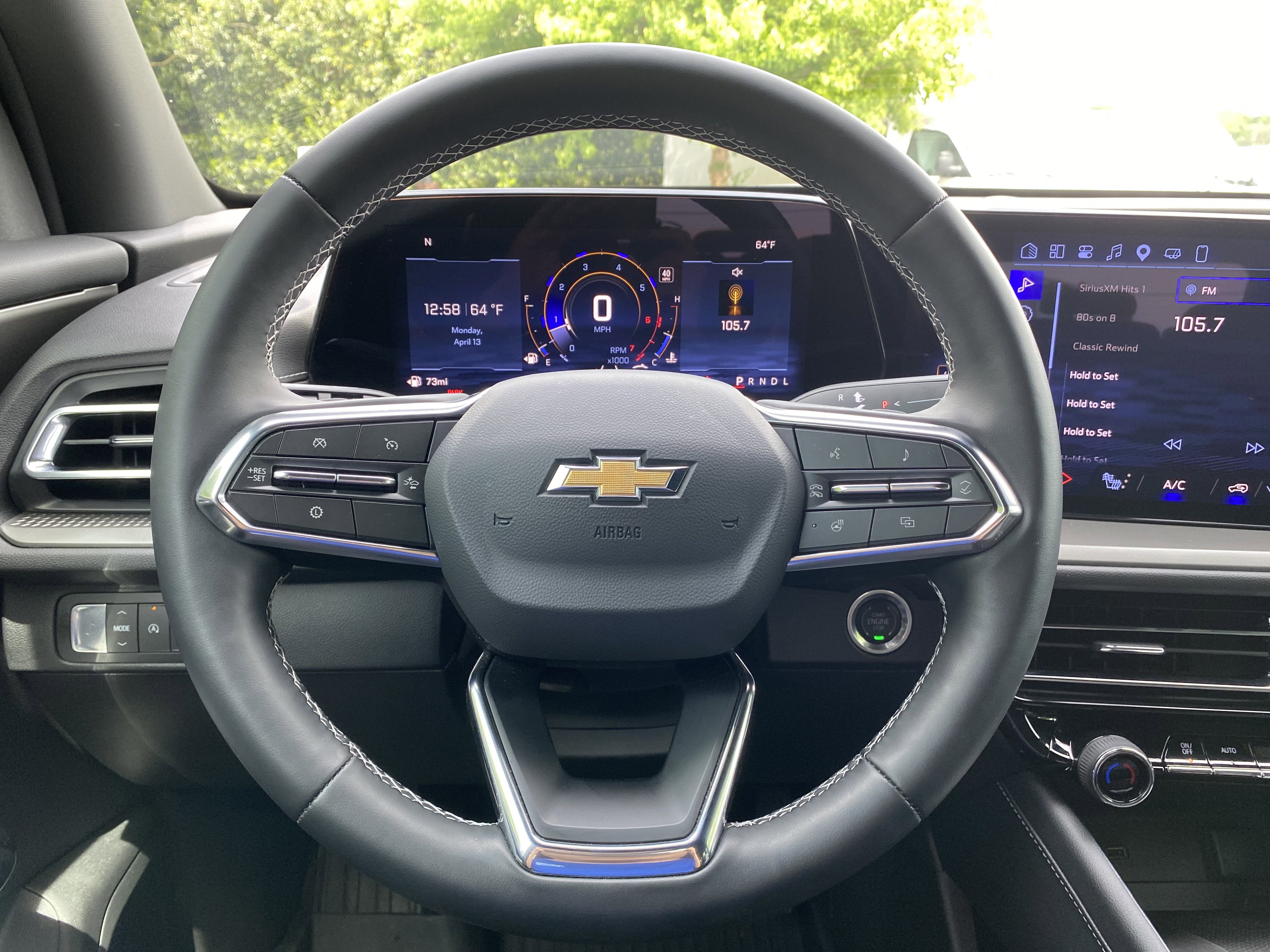 Used 2025 Chevrolet Traverse LT w/ Driver Confidence Package image 17