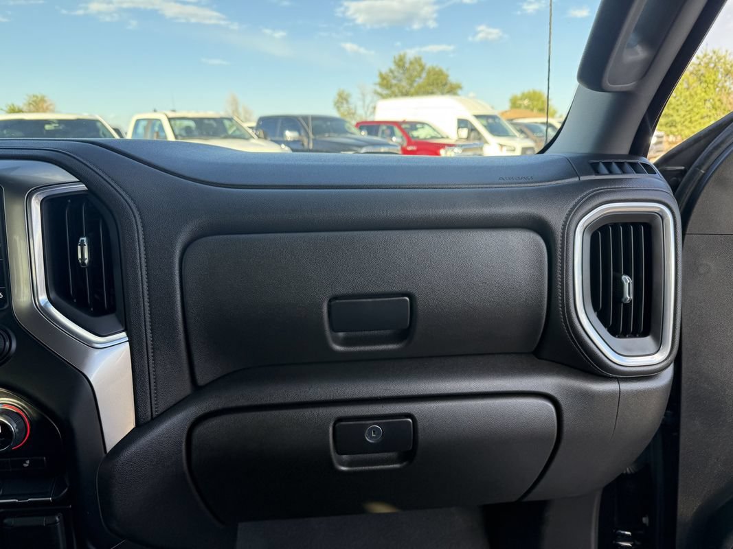 Used 2021 Chevrolet Silverado 1500 LT Trail Boss w/ Convenience Package II AWD/4WD image 19