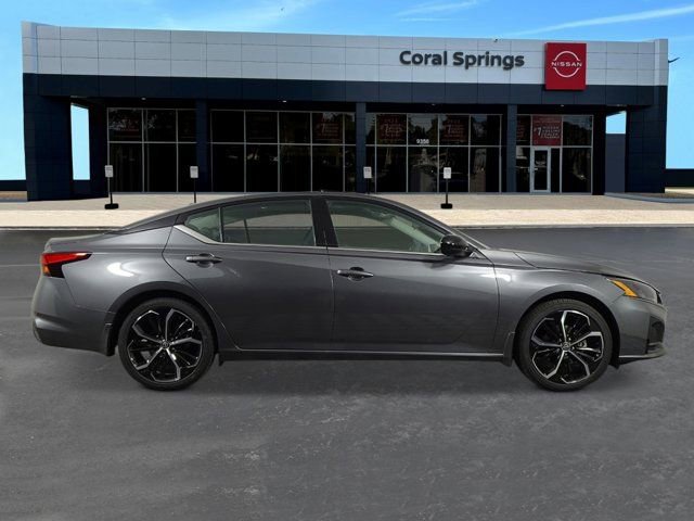 New 2026 Nissan Altima 2.5 SR w/ SR Premium Package FWD image 6