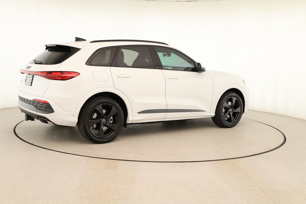 New 2025 Audi Q5 Prestige image 7