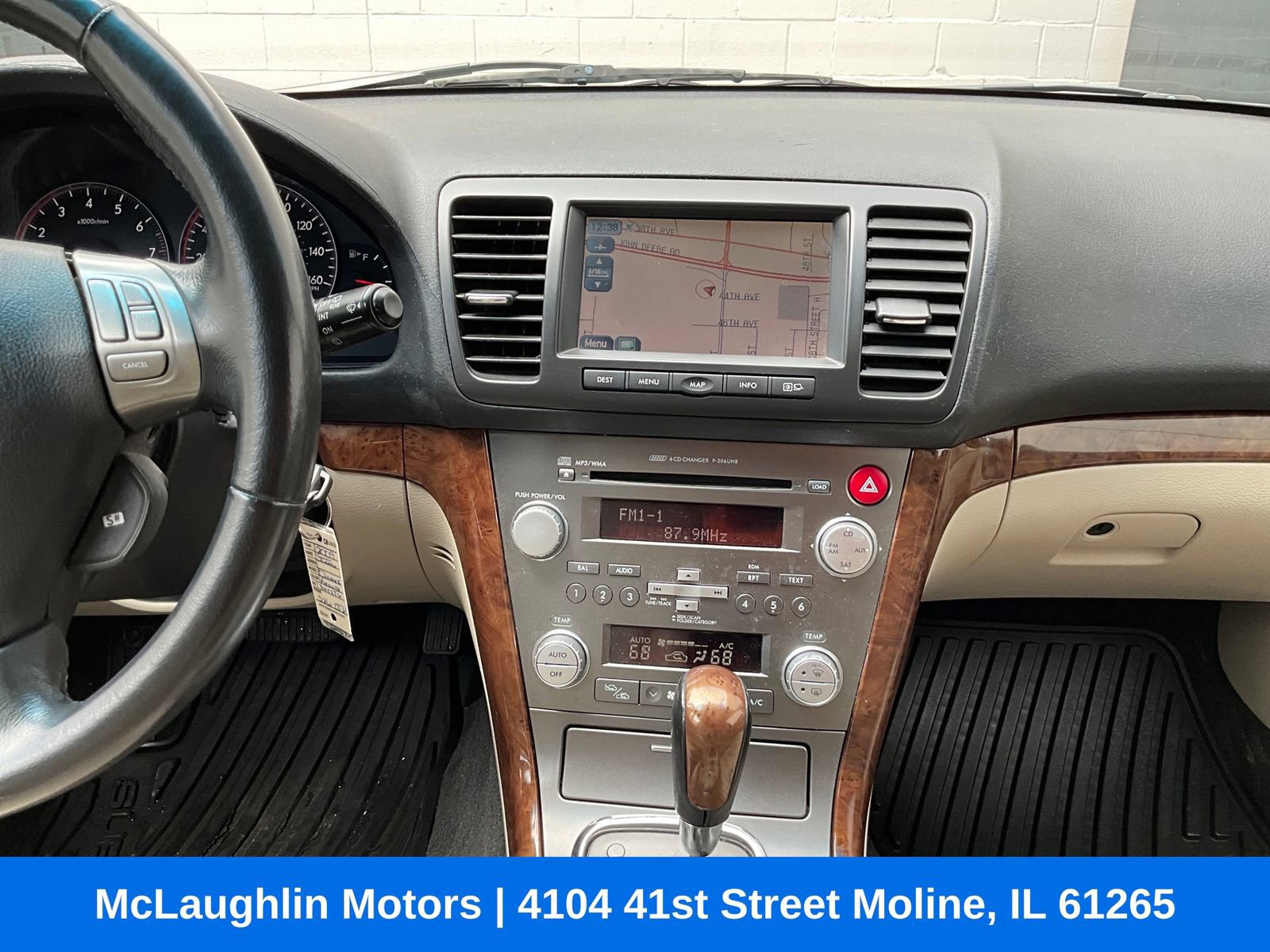 Used 2009 Subaru Outback 2.5XT Limited AWD/4WD image 4