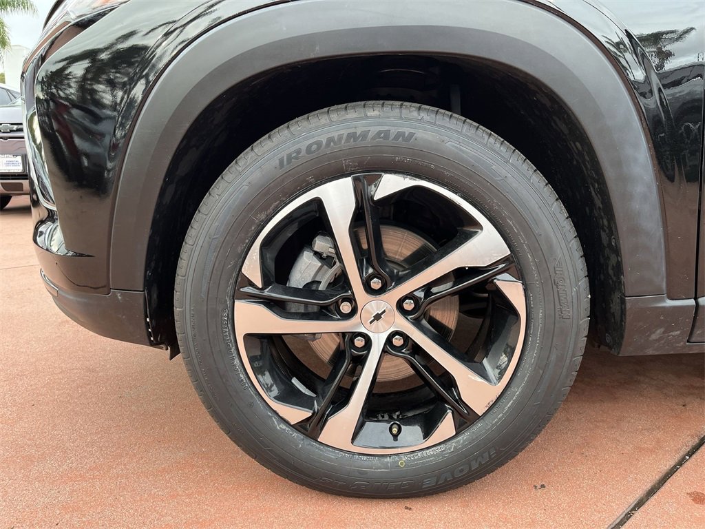 Used 2024 Chevrolet Trax RS w/ Driver Confidence Package image 30