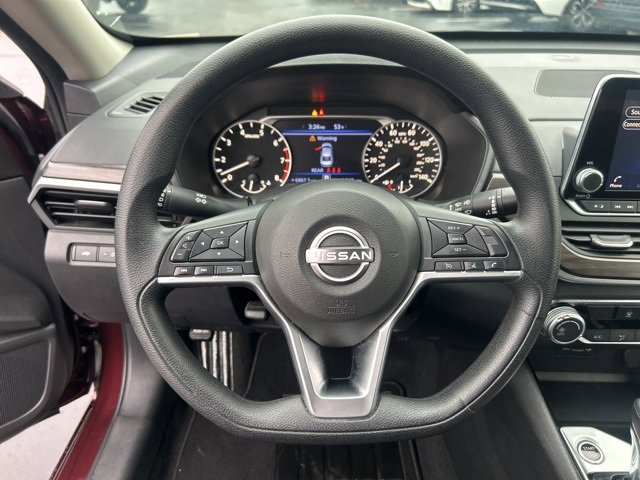 Used 2024 Nissan Altima 2.5 SV image 14