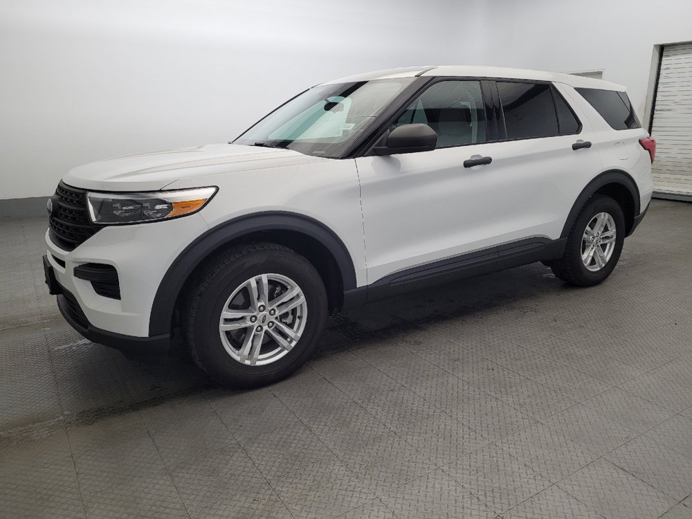 Used 2023 Ford Explorer 4WD image 2