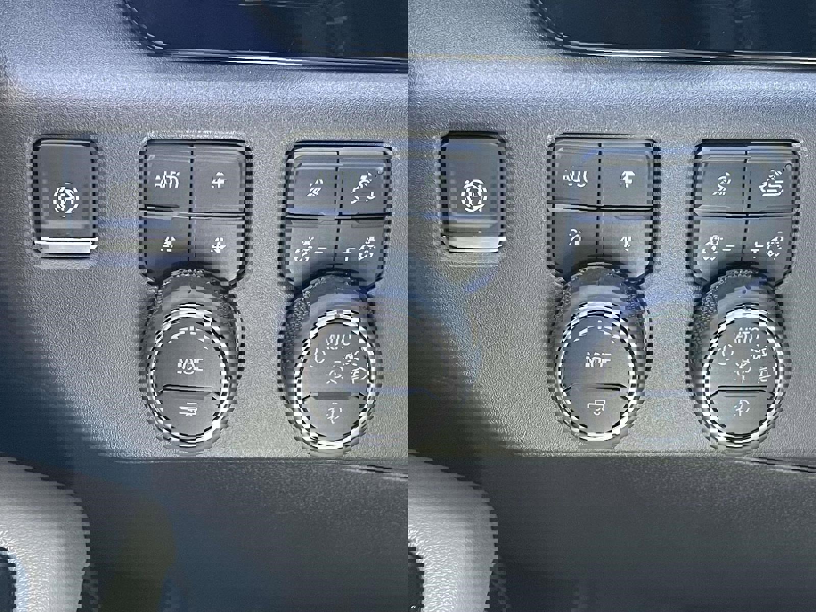 Used 2024 Chevrolet Silverado 1500 ZR2 w/ Technology Package image 31