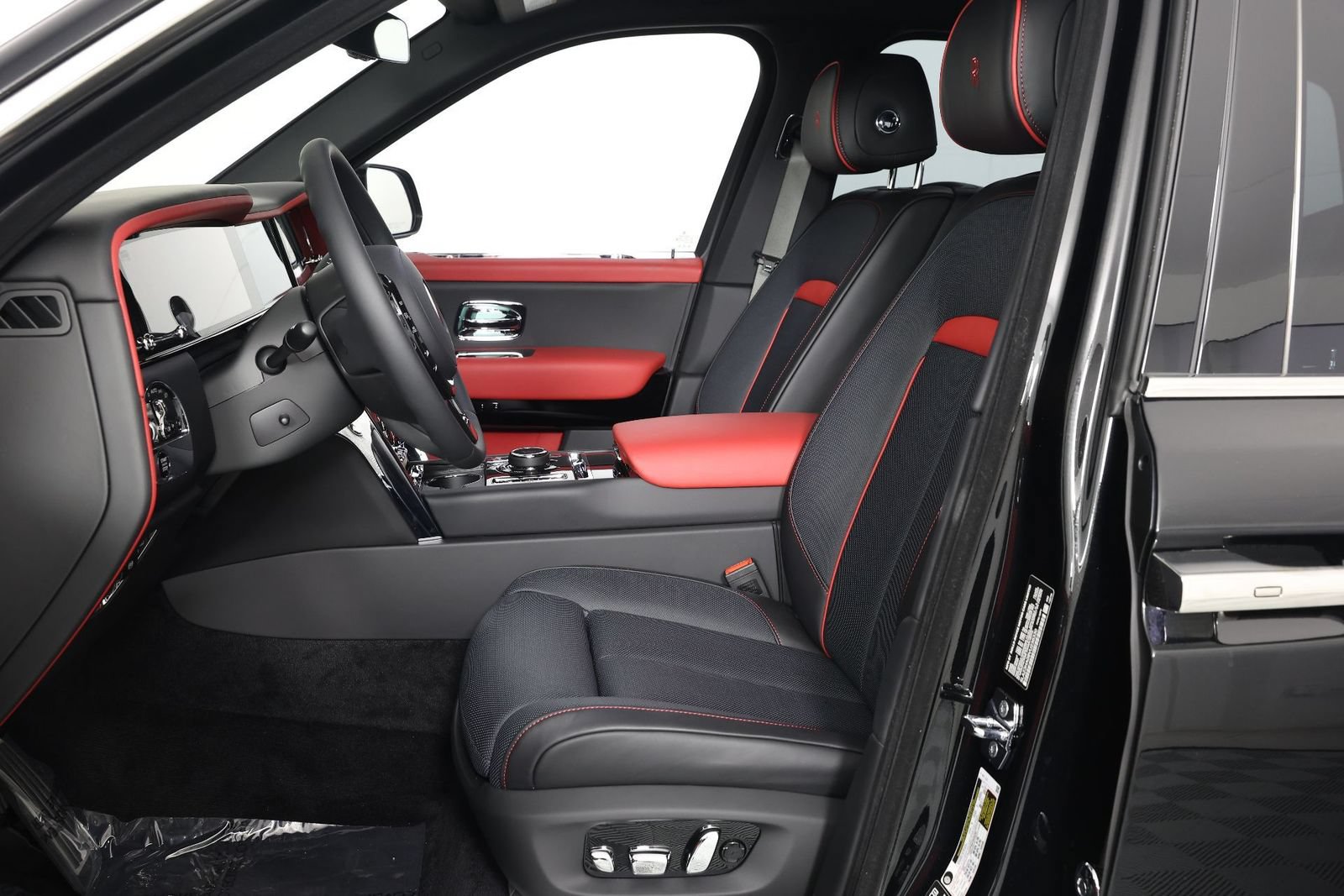 New 2026 Rolls-Royce Cullinan AWD/4WD image 5