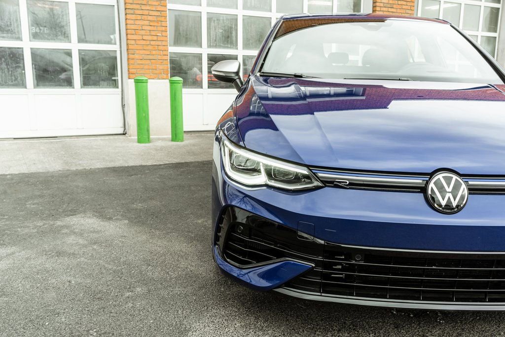 Used 2024 Volkswagen Golf R image 35