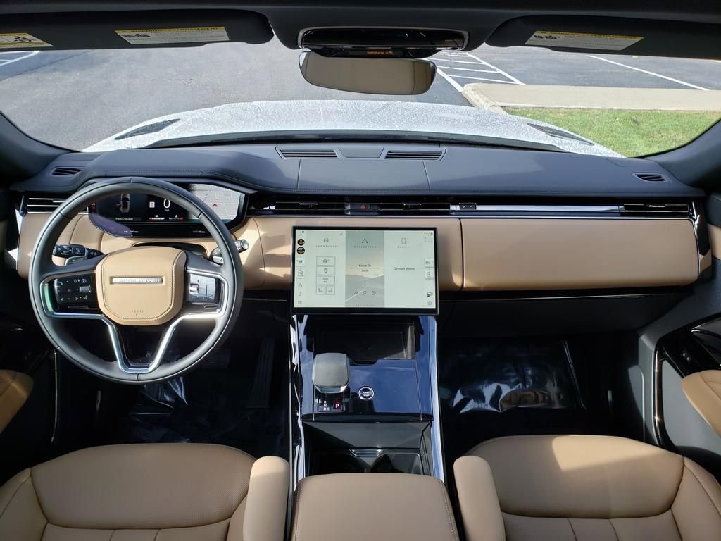 New 2026 Land Rover Range Rover Sport SE image 13