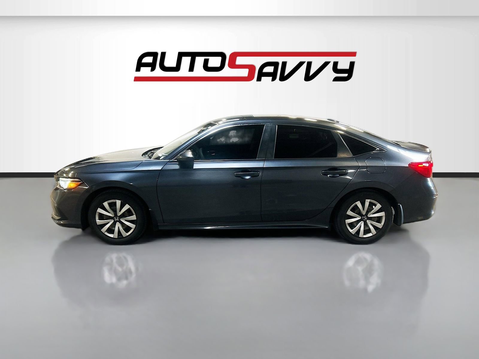 Used 2022 Honda Civic LX image 4